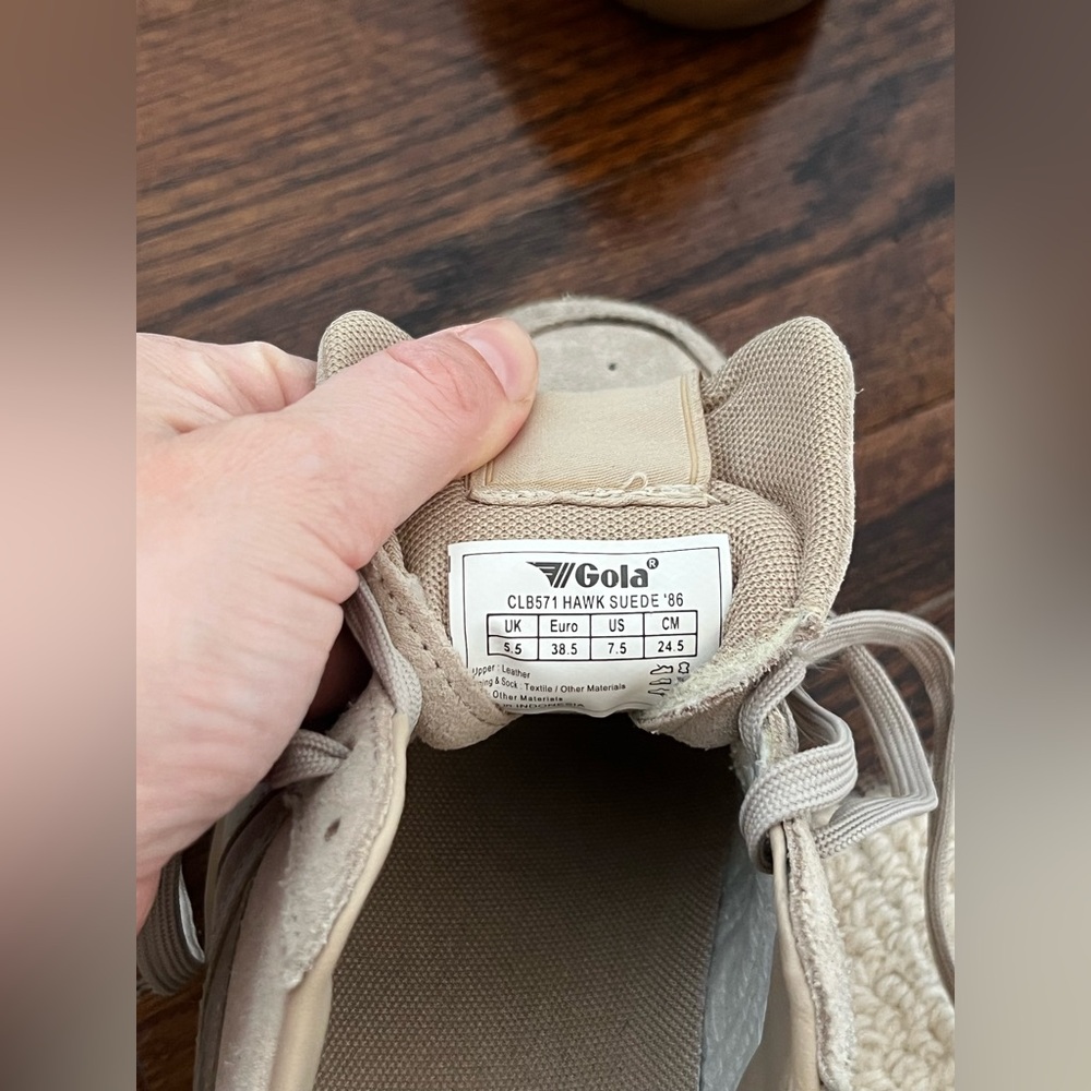 Gola Women’s Beige Suede Sneakers with Gum Sole - Picture 4 of 6